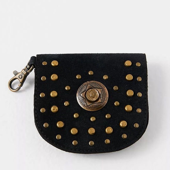 Free People Studded Clip On Wallet Leather in Color: Black NWT - Picture 4 of 15